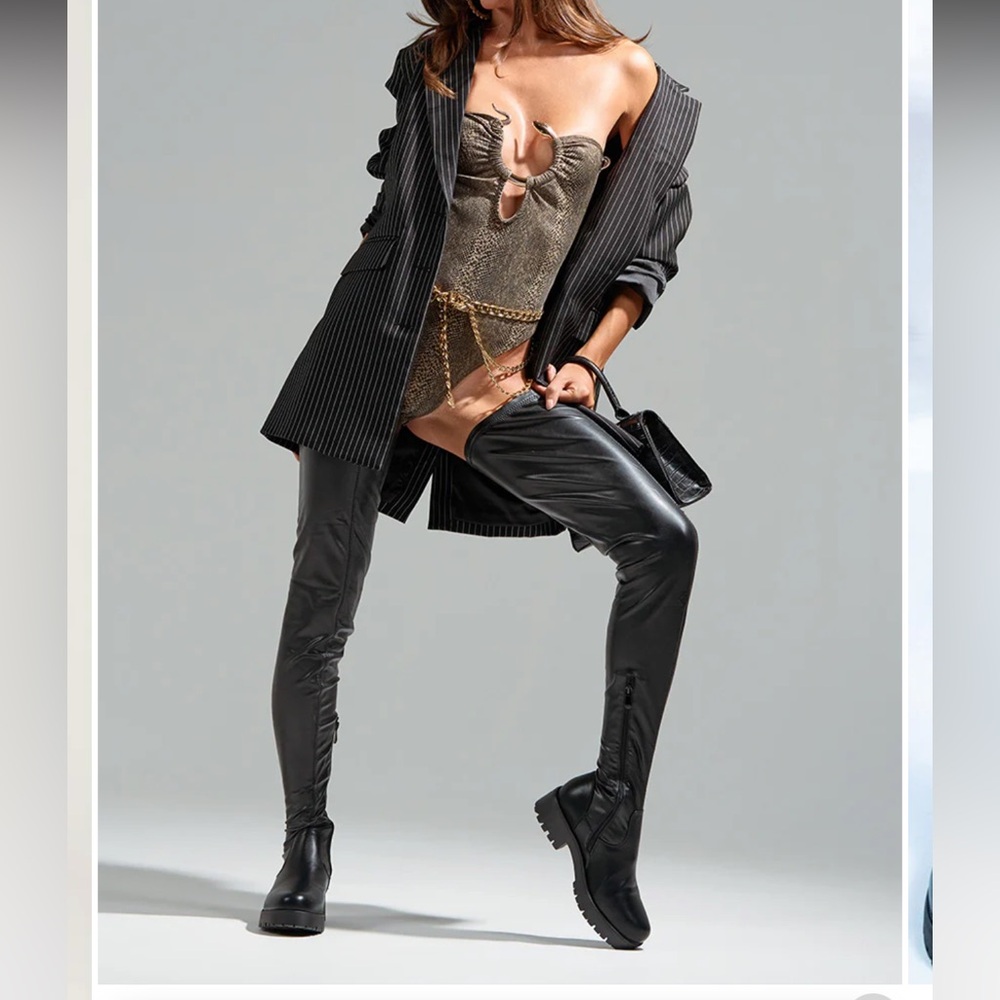 AZALEA WANG SURGICAL BOOT